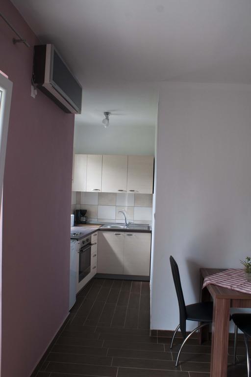 Apartments Martina 비빈제 외부 사진