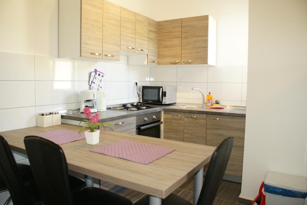 Apartments Martina 비빈제 외부 사진