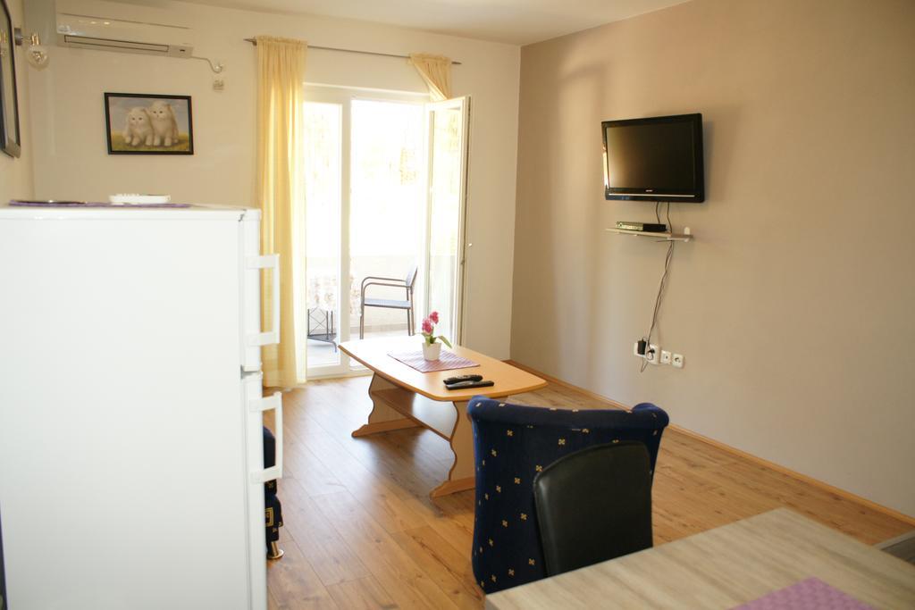 Apartments Martina 비빈제 외부 사진